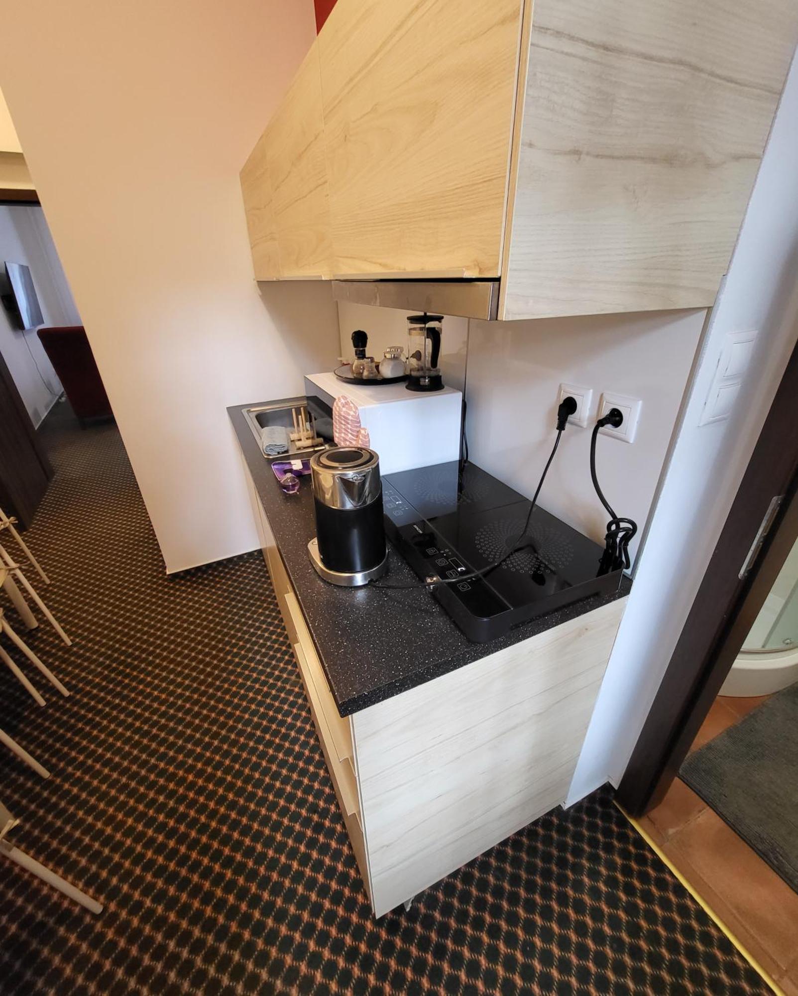 Excellent Apartments In Spa City Center 5 Min Walk From The Colonnade KLV Exterior foto