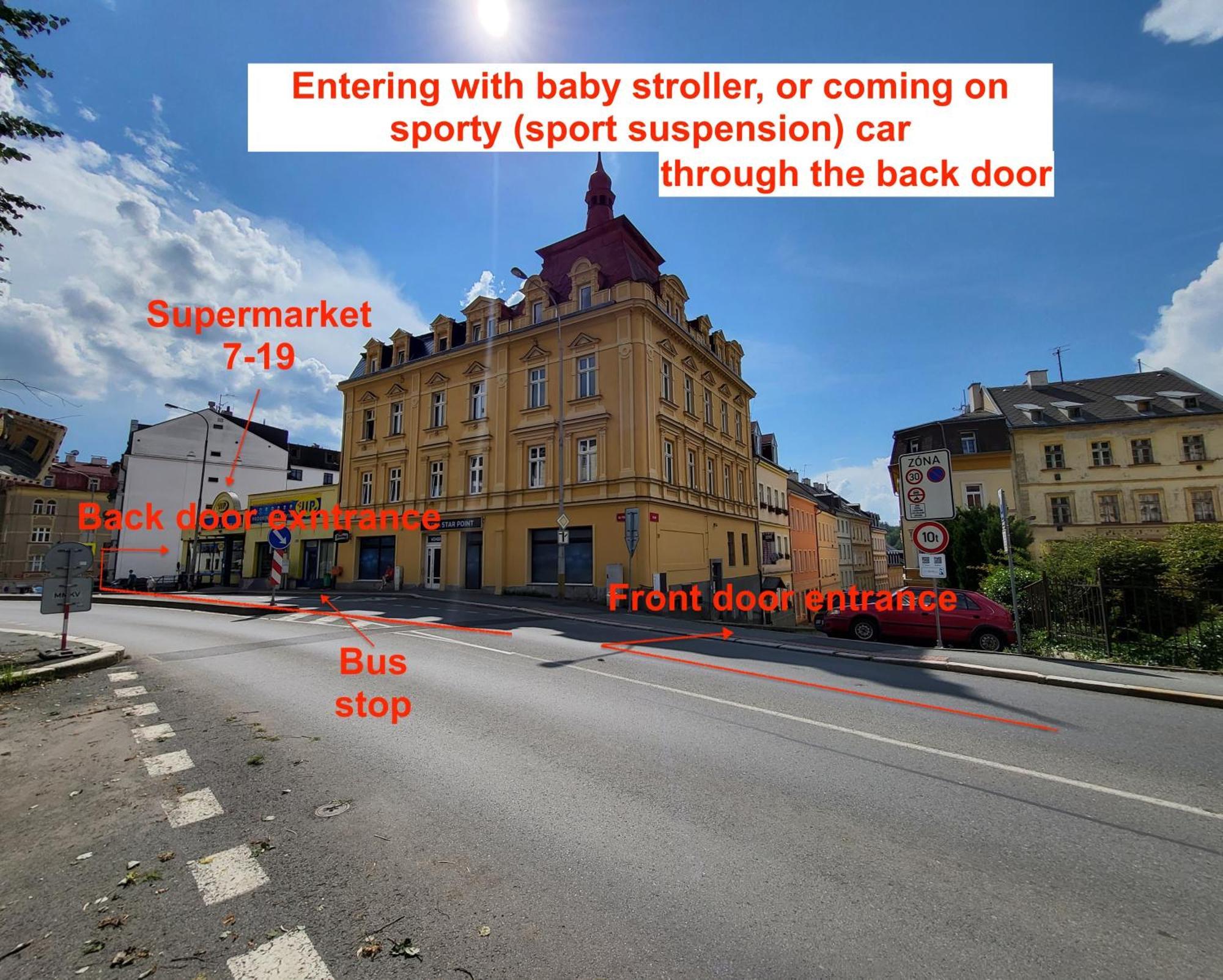 Excellent Apartments In Spa City Center 5 Min Walk From The Colonnade KLV Exterior foto