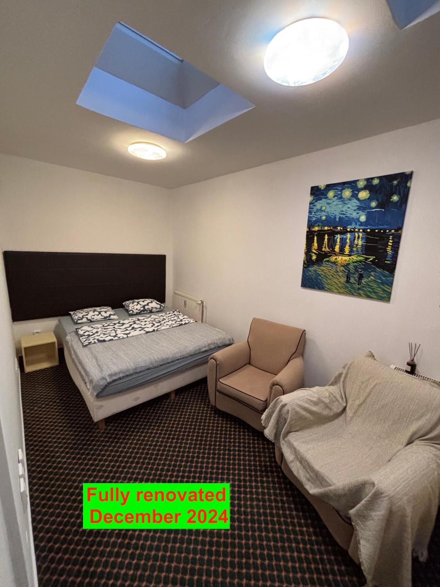 Excellent Apartments In Spa City Center 5 Min Walk From The Colonnade KLV Exterior foto